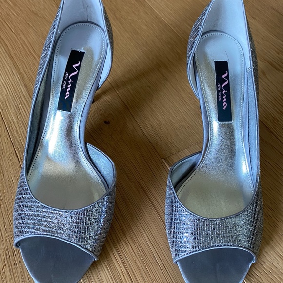 Metallic high heels (size 8.5) - Picture 4 of 6